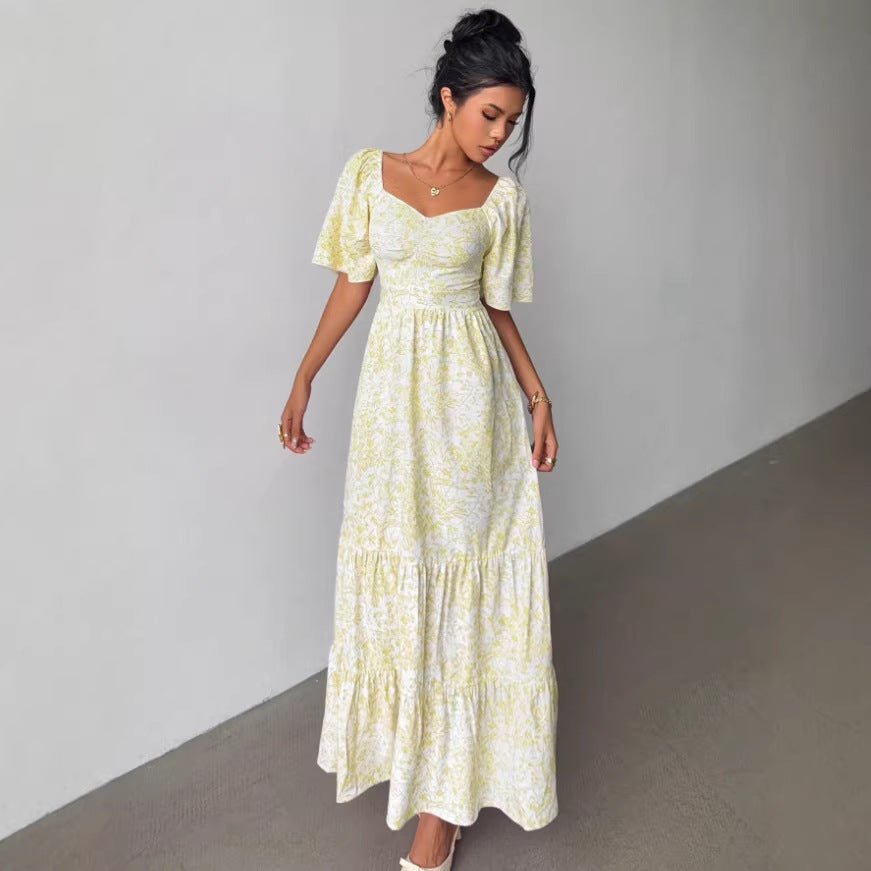 Elegant Printed Long Dress With A Square Neckline And Puffed Sleeves